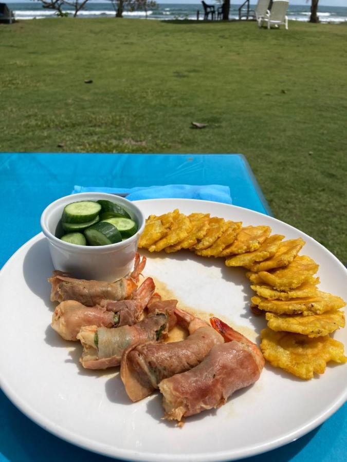 Las Lajas Beach Resort Экстерьер фото